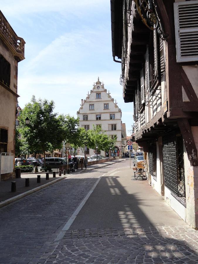Historical Town Center Spacious Flat กอลมาร์ ภายนอก รูปภาพ